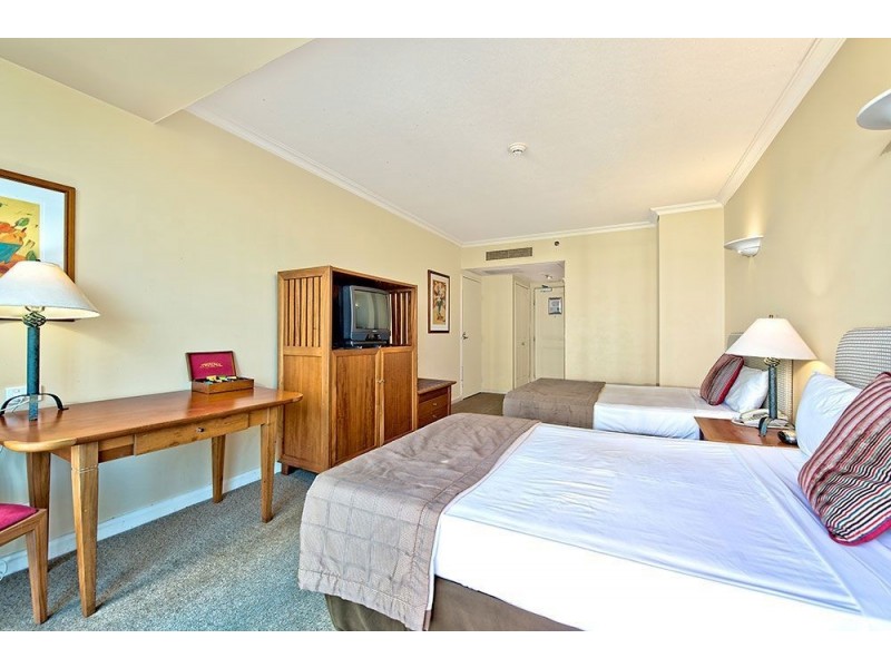 25 Laycock Street, Surfers Paradise QLD 4217