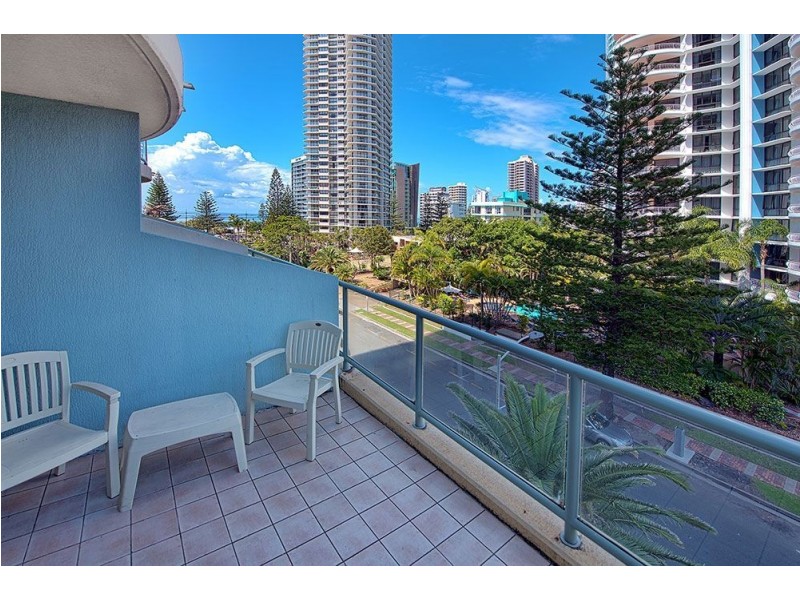 25 Laycock Street, Surfers Paradise QLD 4217