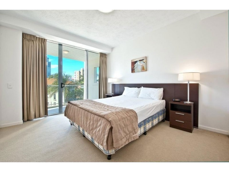 18 Fern Street, Surfers Paradise QLD 4217