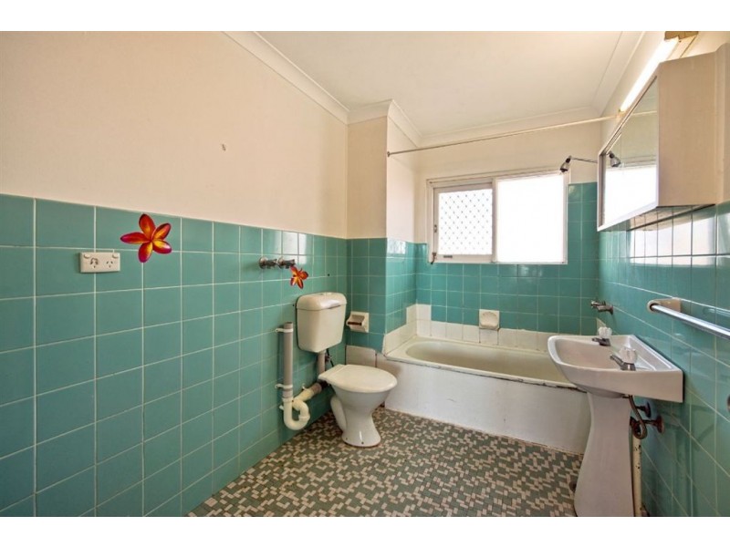 136 Old Burleigh Road, Broadbeach QLD 4218