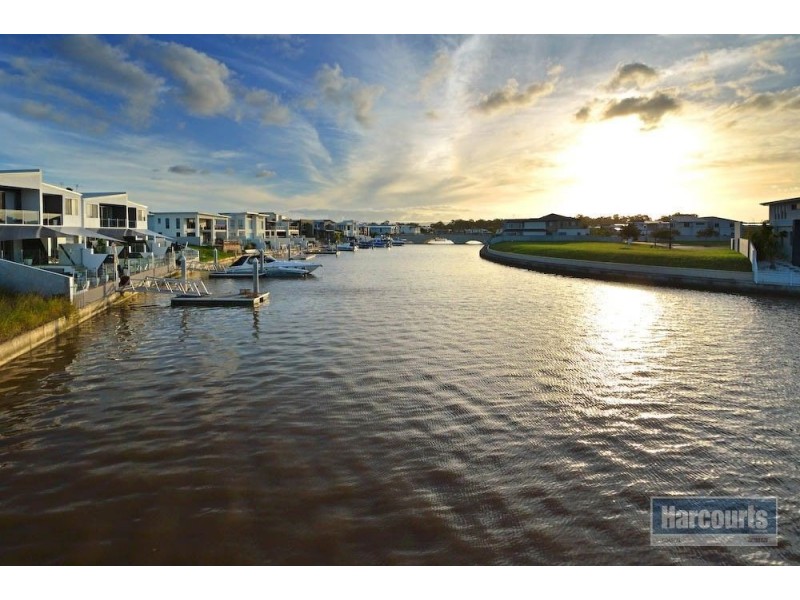 2/22 East Quay Drive, Biggera Waters QLD 4216