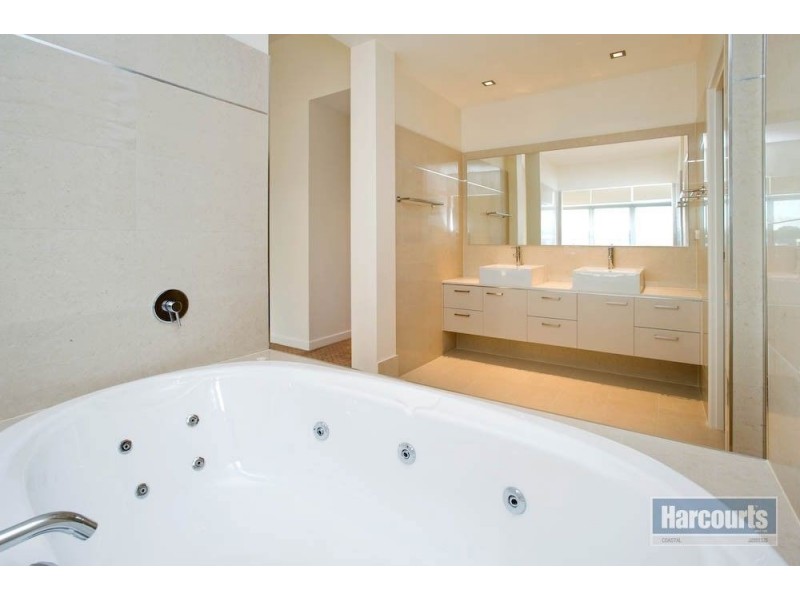 2/22 East Quay Drive, Biggera Waters QLD 4216