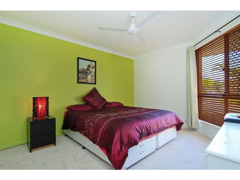 18/264 Oxley Drive, Coombabah QLD 4216