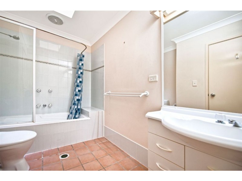 24/15 Monet Street, Coombabah QLD 4216