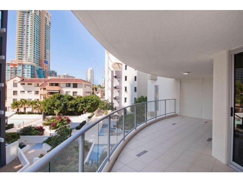 21 Cypress Avenue, Surfers Paradise QLD 4217