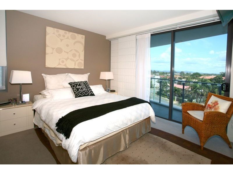 1402/438 Marine Parade, Biggera Waters QLD 4216