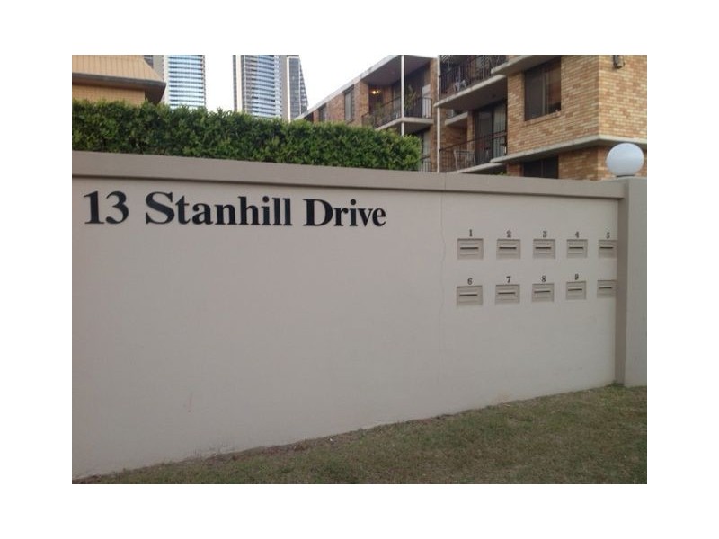 6/13 Stanhill Drive, Chevron Island QLD 4217