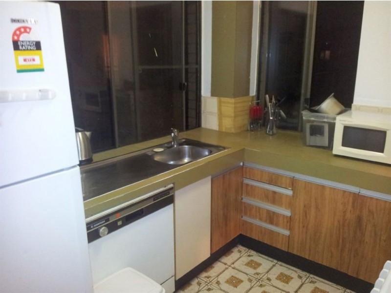 6/13 Stanhill Drive, Chevron Island QLD 4217