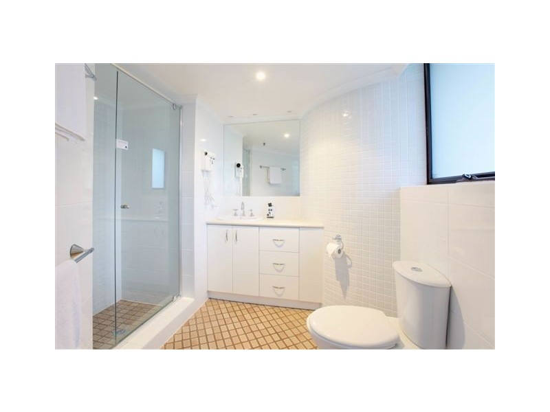 30 Laycock Street, Surfers Paradise QLD 4217