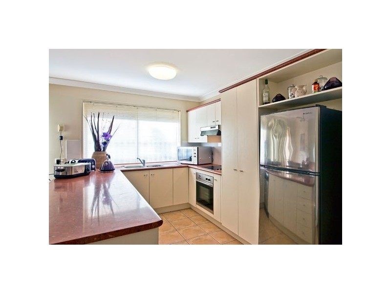 10/107 Arundel Drive, Arundel QLD 4214