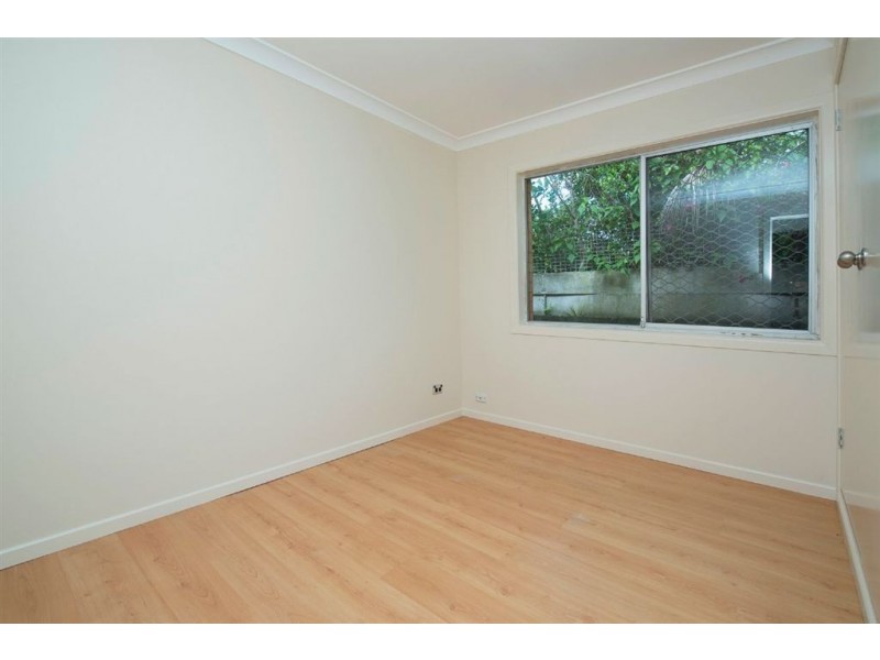 4 Nambur Street, Runaway Bay QLD 4216