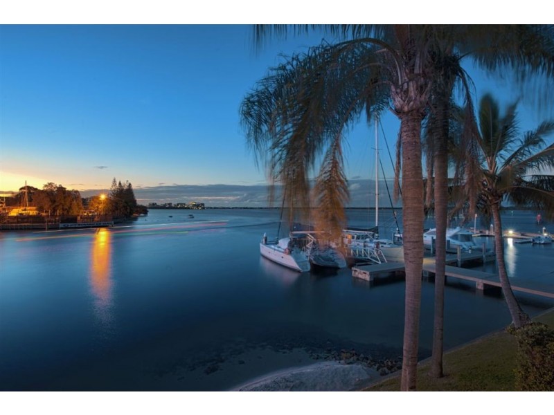 44/3 Marina Crescent, Hollywell QLD 4216