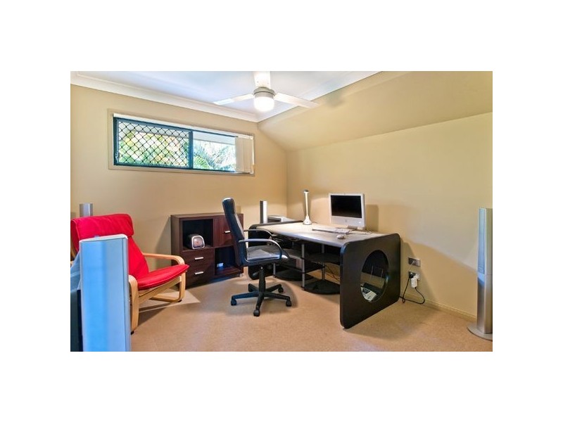2/13 Thelma Avenue, Biggera Waters QLD 4216