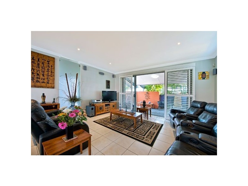 19/181 Lae Drive, Coombabah QLD 4216