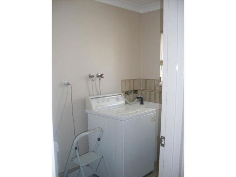 4/17 Madang Cres, Runaway Bay QLD 4216