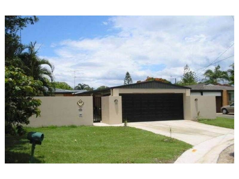 10 Moana Park, Broadbeach Waters QLD 4218