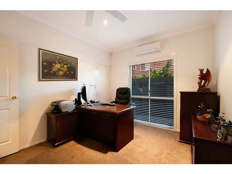 50 Santa Cruz Boulevard, Clear Island Waters QLD 4226