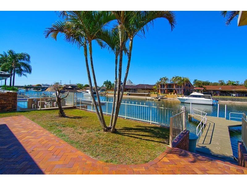 56 Walter Raleigh Crescent, Hollywell QLD 4216