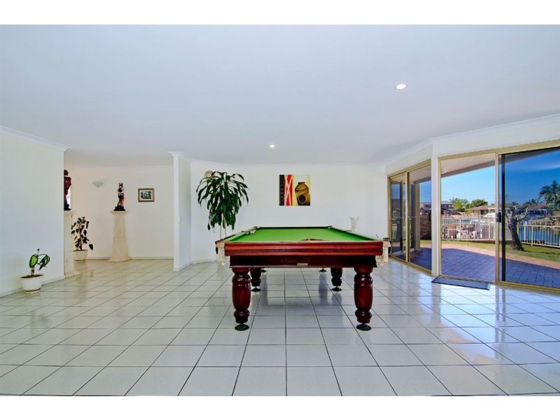 56 Walter Raleigh Crescent, Hollywell QLD 4216