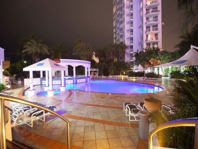 2623 Gold Coast Highway, Broadbeach Waters QLD 4218