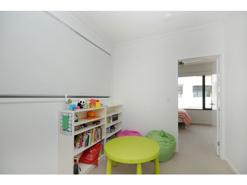 9/9 Moores Crescent, Varsity Lakes QLD 4227