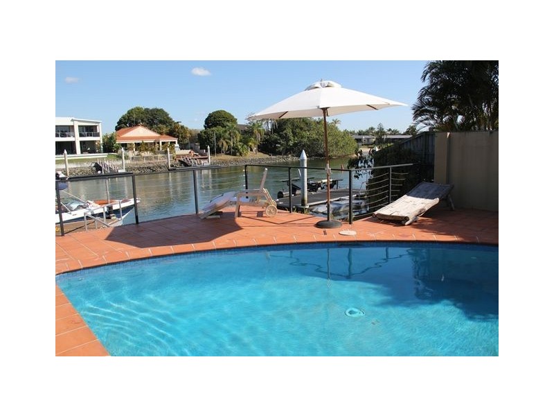 5 – 7 Allambi Avenue, Broadbeach Waters QLD 4218