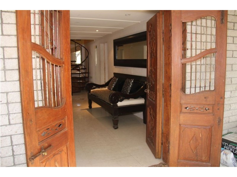 40 Fremar Street, Broadbeach Waters QLD 4218