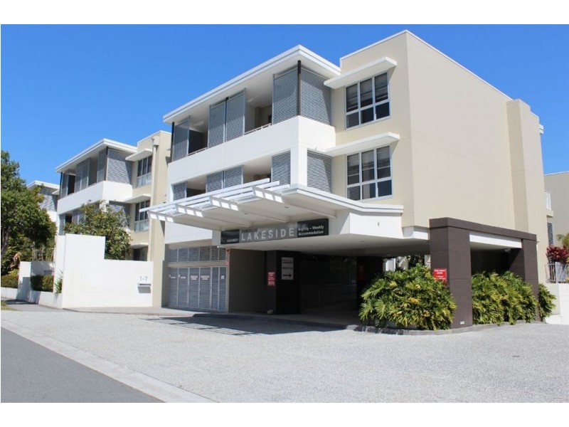 119/1-7 Moores Crescent, Varsity Lakes QLD 4227