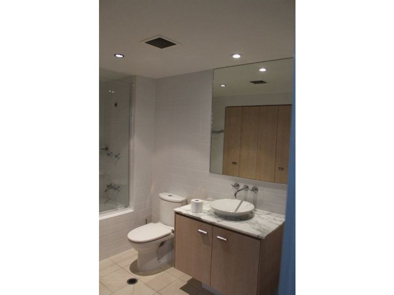 119/1-7 Moores Crescent, Varsity Lakes QLD 4227