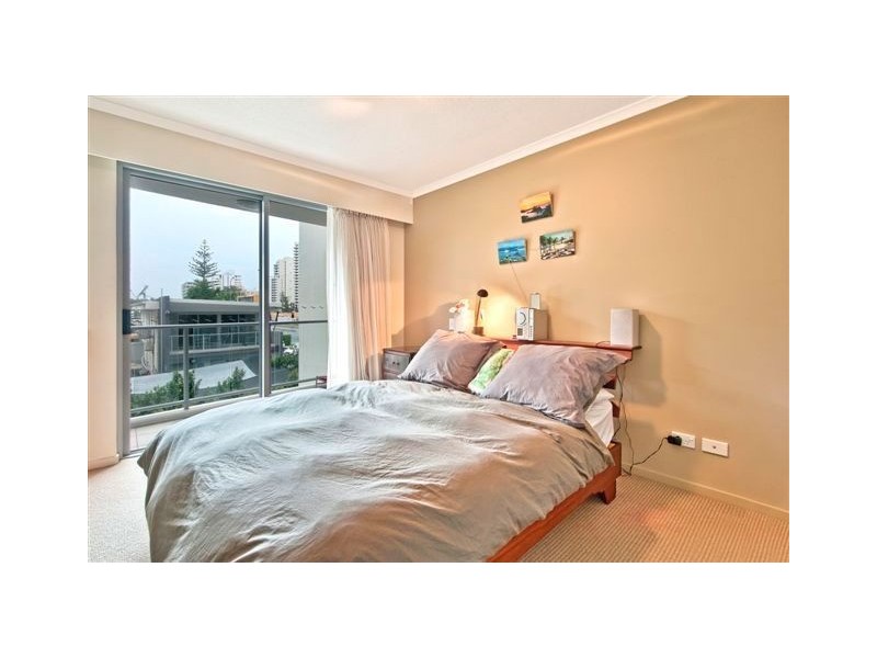 23-27 Cypress Avenue, Surfers Paradise QLD 4217