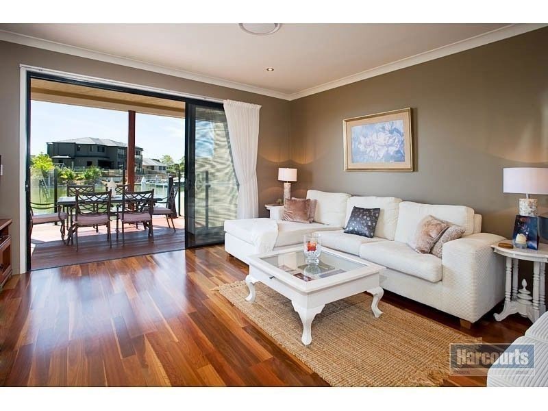 41 Compass Drive, Biggera Waters QLD 4216