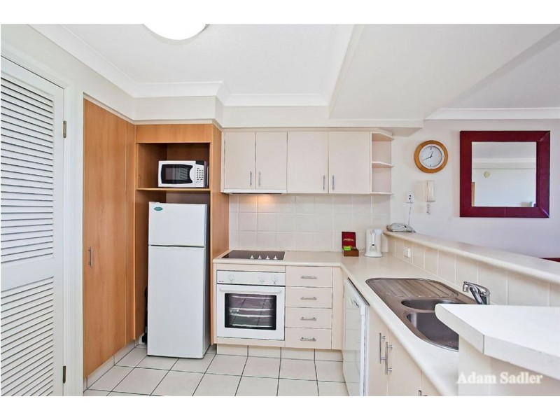 1134/2623 Gold Coast Highway, Broadbeach QLD 4218