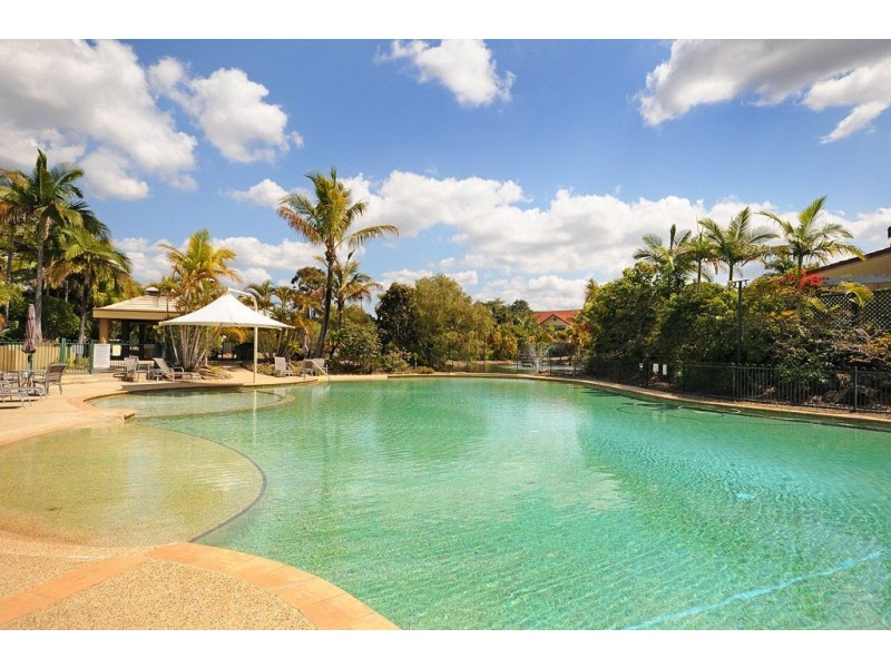 3/125 Santa Cruz Blvd, Clear Island Waters QLD 4226