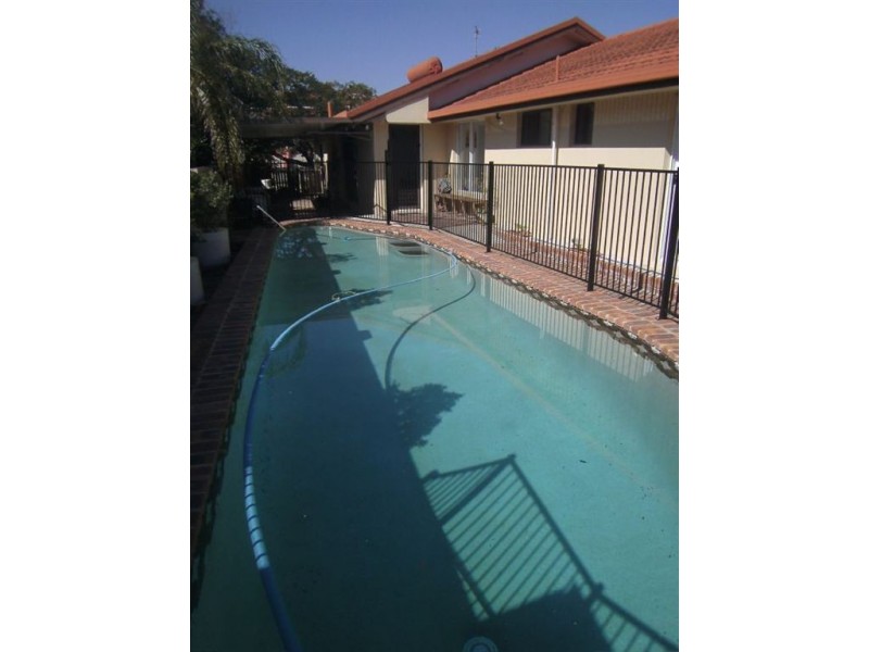 3 Le Mans Drive, Mermaid Waters QLD 4218