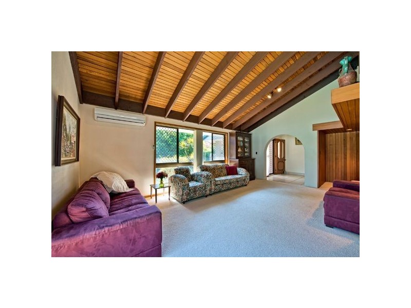 29 Wild Duck Drive, Mermaid Waters QLD 4218