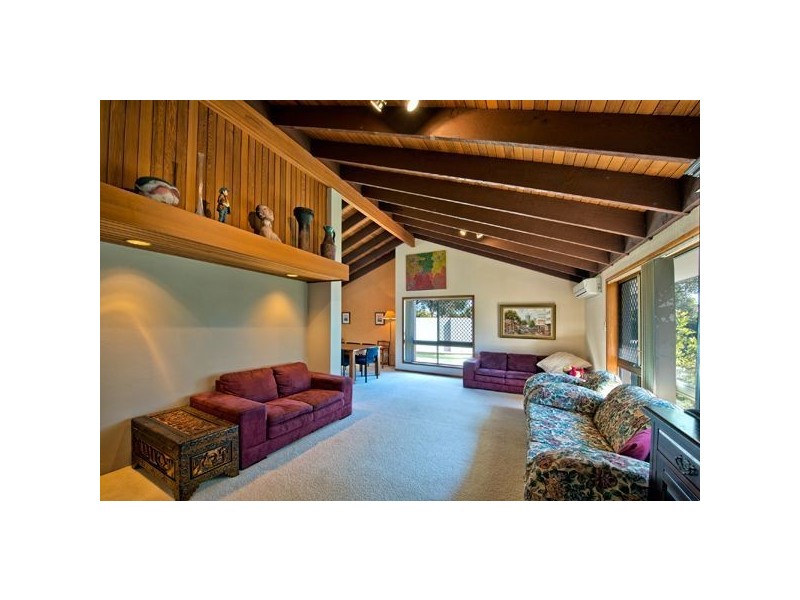 29 Wild Duck Drive, Mermaid Waters QLD 4218