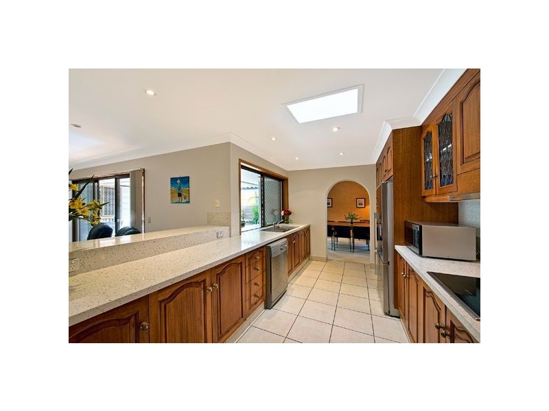 29 Wild Duck Drive, Mermaid Waters QLD 4218