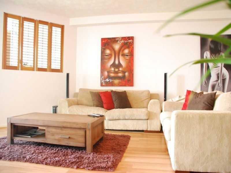 18 Fern Street, Surfers Paradise QLD 4217