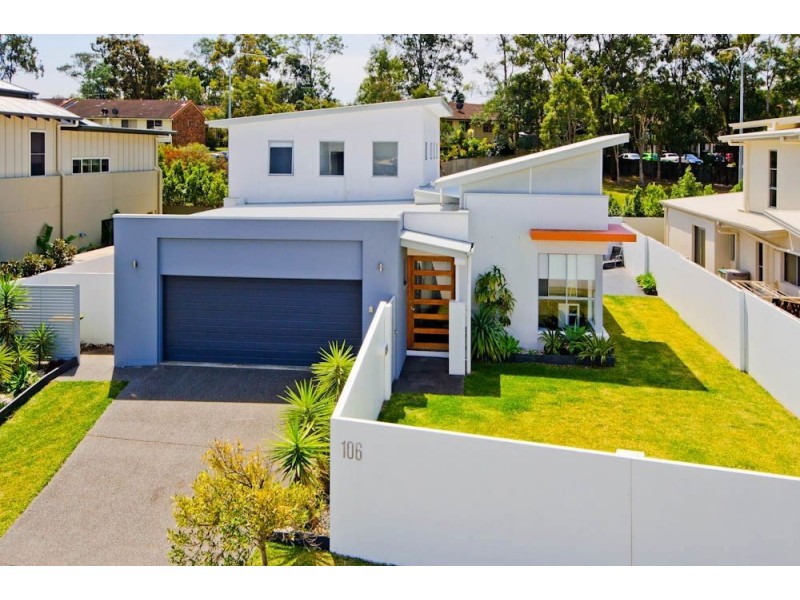 106 Compass Drive, Biggera Waters QLD 4216