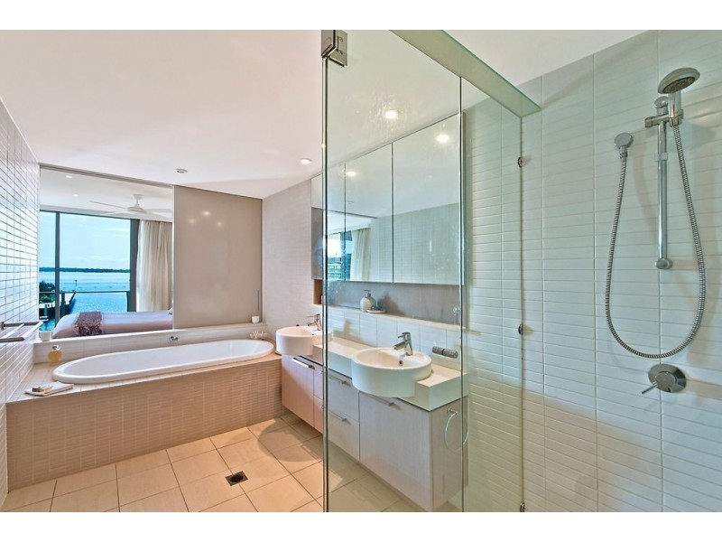 4303/323 Bayview Street, Hollywell QLD 4216