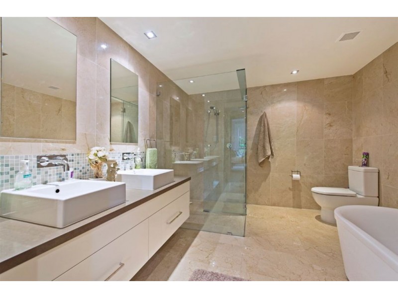 315/3 Pendraat Parade, Hope Island QLD 4212