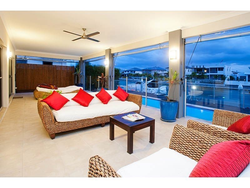 93 Compass Drive, Biggera Waters QLD 4216