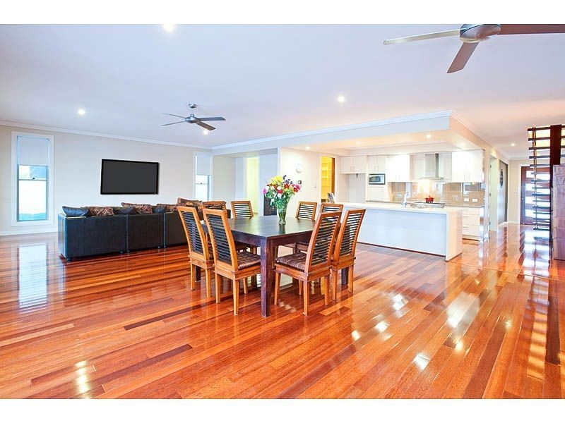 93 Compass Drive, Biggera Waters QLD 4216