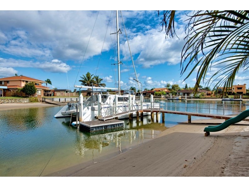26 Drysdale Place, Paradise Point QLD 4216