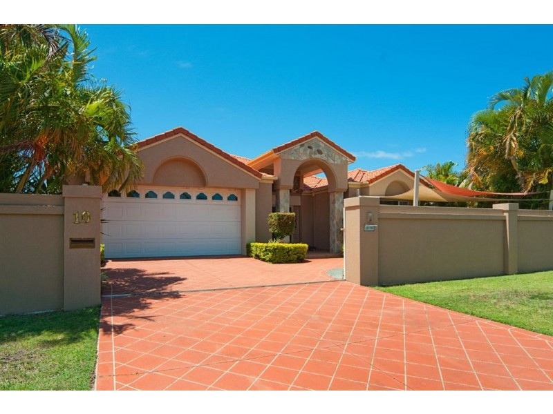 10 Grand Canal Way, Runaway Bay QLD 4216