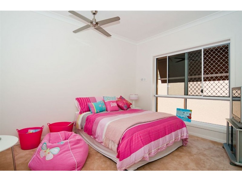 10 Grand Canal Way, Runaway Bay QLD 4216