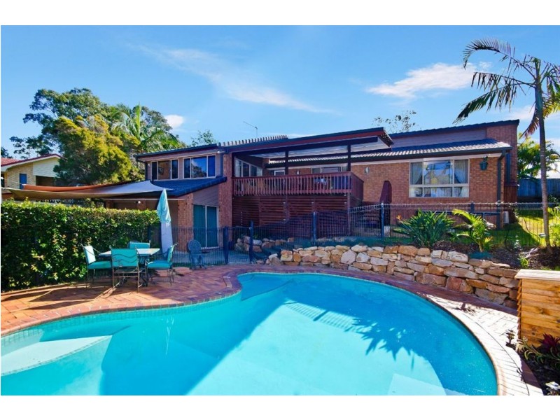 17 Myrtle Court, Palm Beach QLD 4221