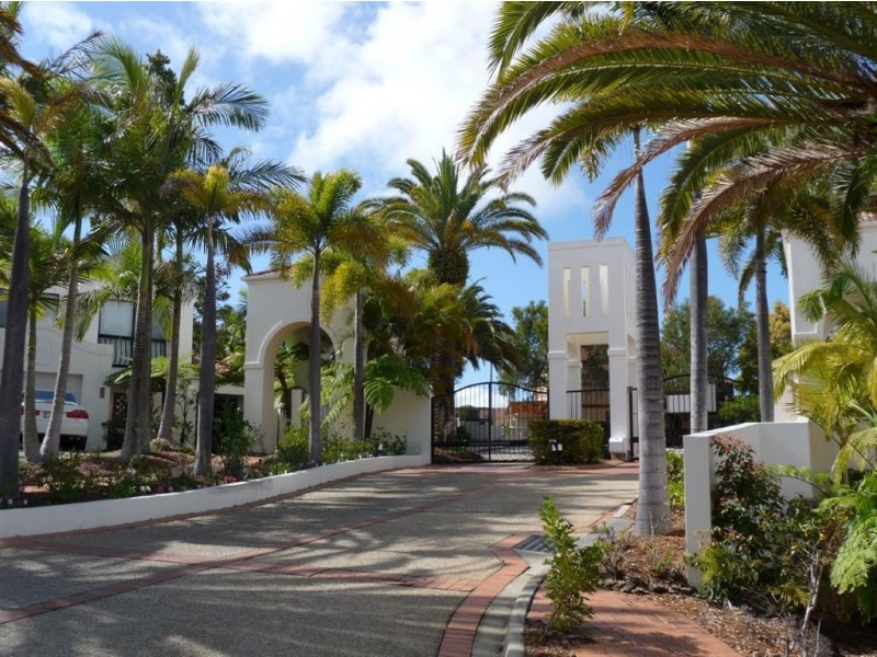 22 Glenside Drive, Robina QLD 4226