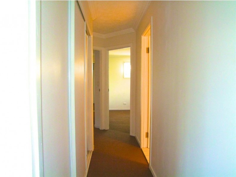 152 Monaco Street, Broadbeach Waters QLD 4218