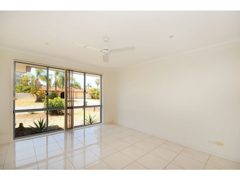 7 Turtle Street, Mermaid Waters QLD 4218